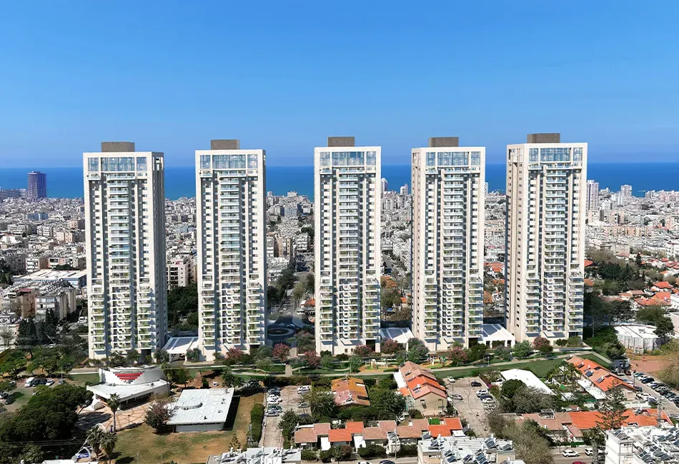 THE FIVE בת ים