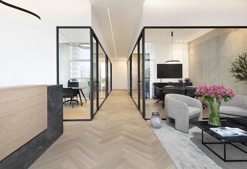 שבירו באר יעקב- משרדים